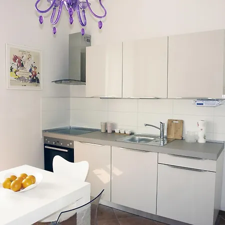 Apartment At The Theatre *